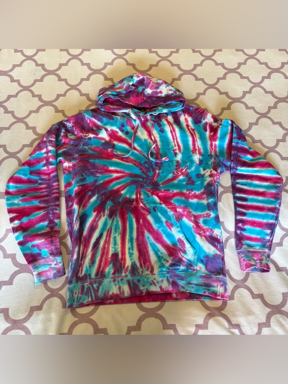 Tie-Dye Pullover Hoodie in Teal & Magenta